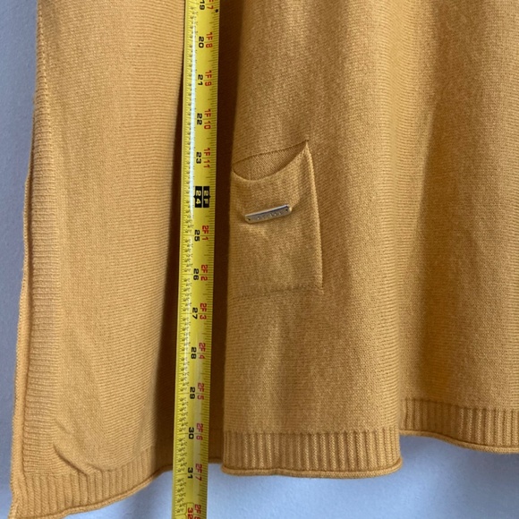 Mersea Women’s boxy one size sweater - Picture 6 of 8